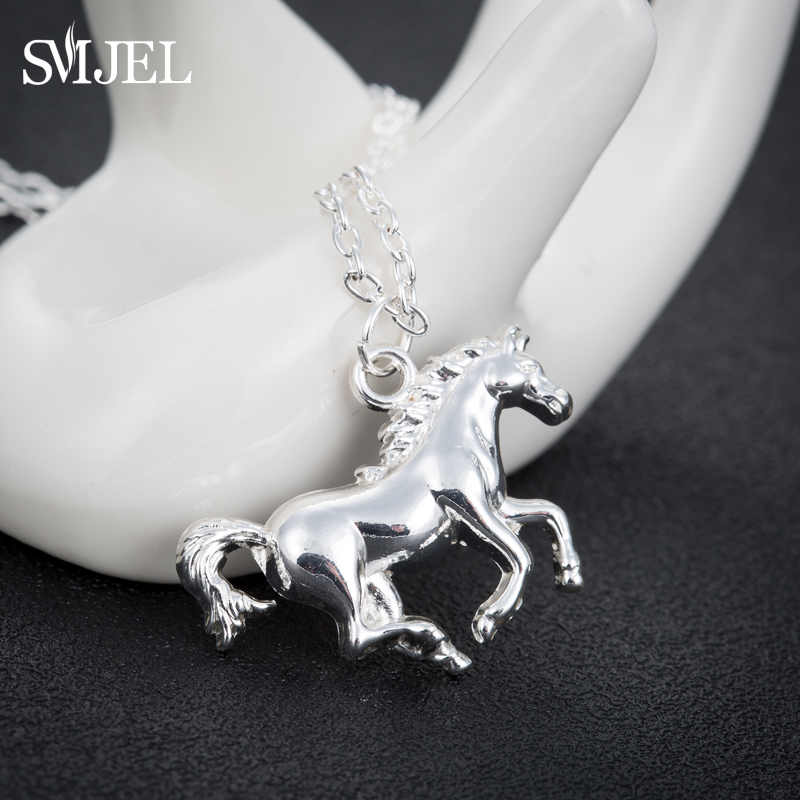 Metal Running Horse Necklaces  - Running Shoes Women recension och pris